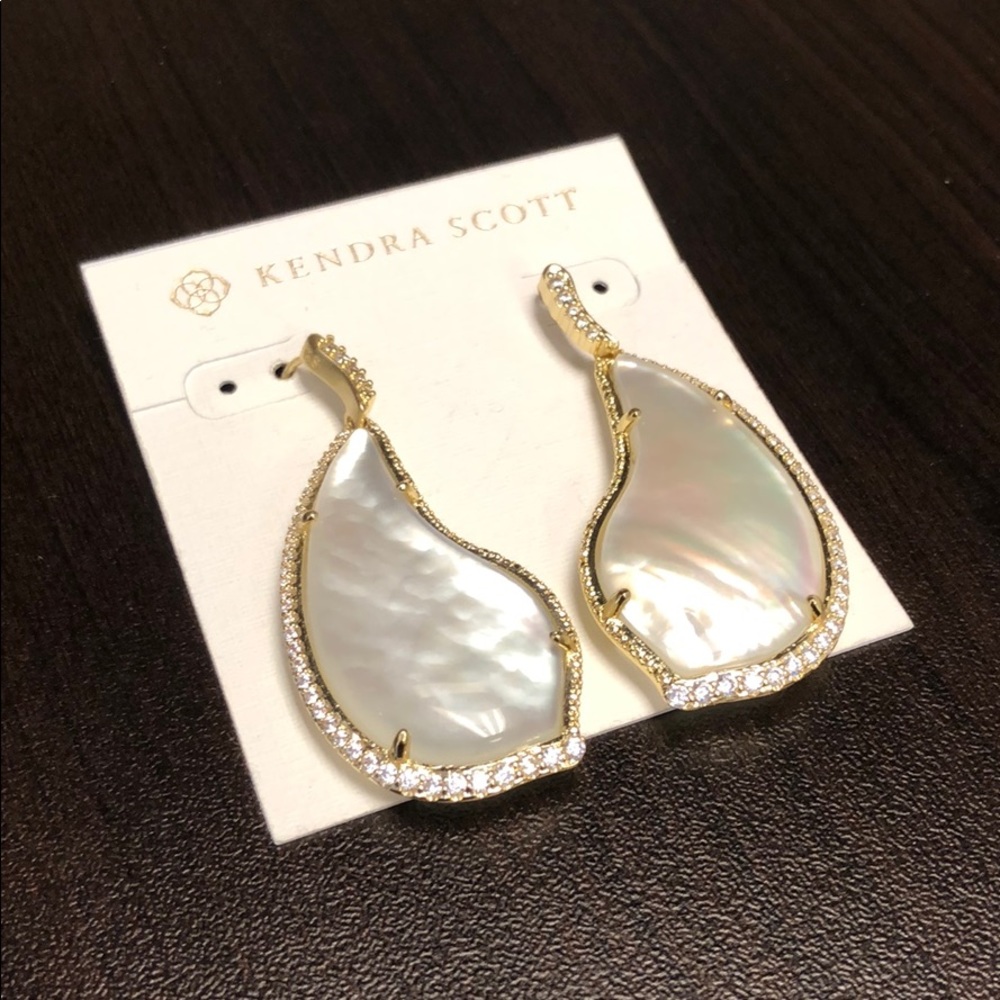 Kendra Scott teardrop earrings